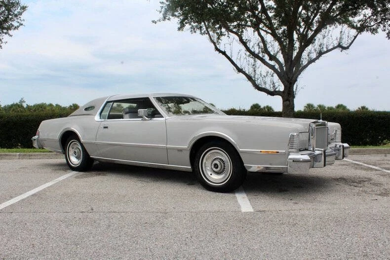 1976 Lincoln Continental Mark IV - Image 4 of 31