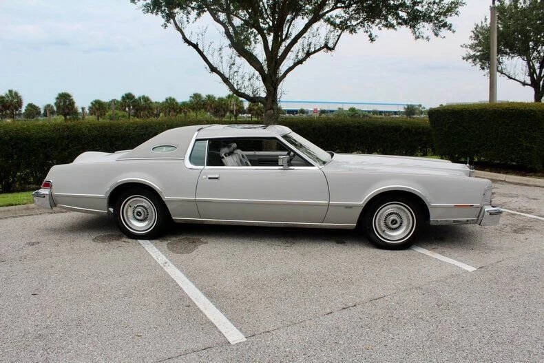 1976 Lincoln Continental Mark IV - Image 20 of 31