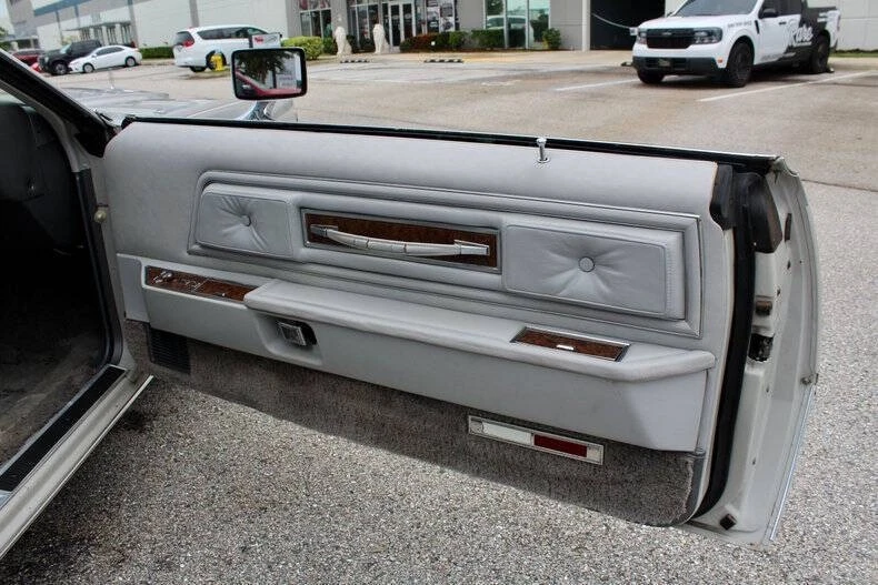 1976 Lincoln Continental Mark IV - Image 31 of 31
