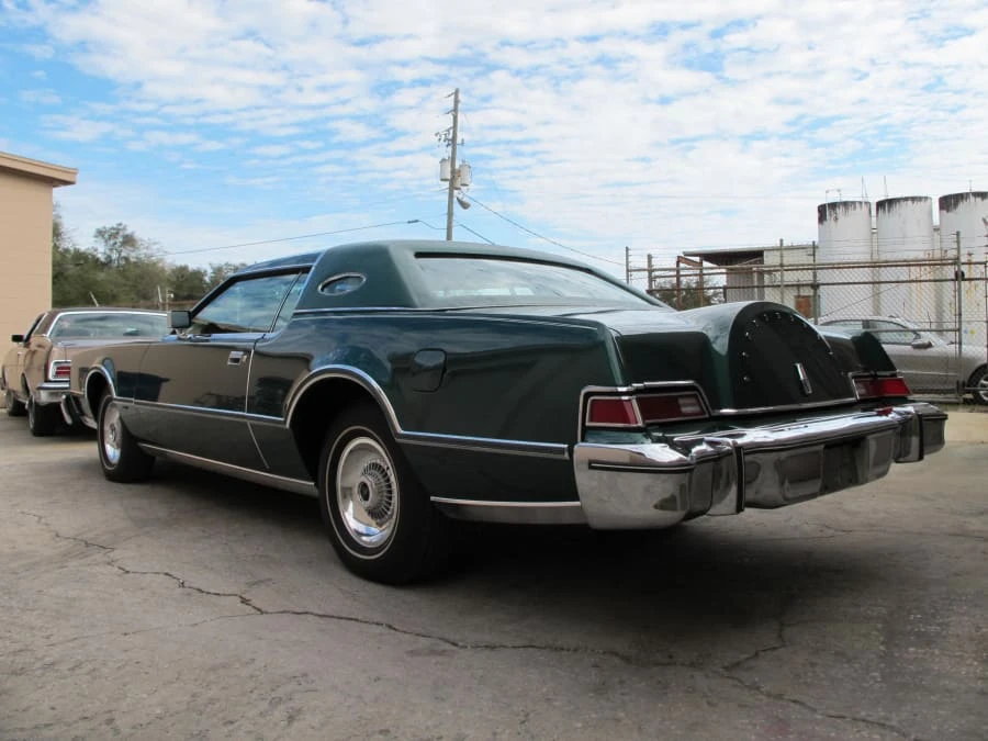 1976 Lincoln Continental Mark IV - Image 2 of 8