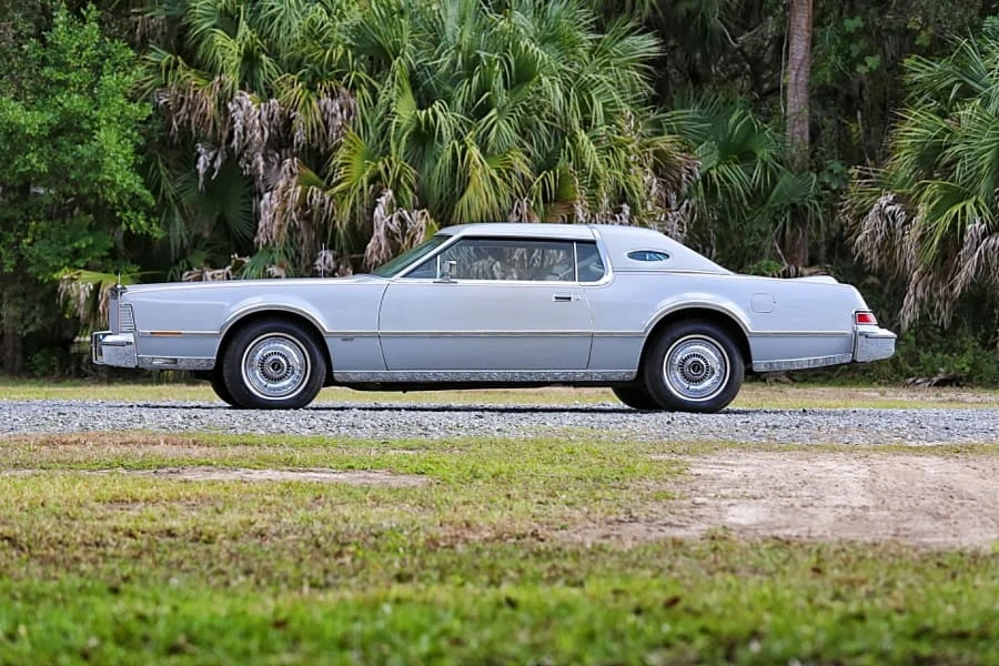 1976 Lincoln Continental Mark IV - Image 2 of 11