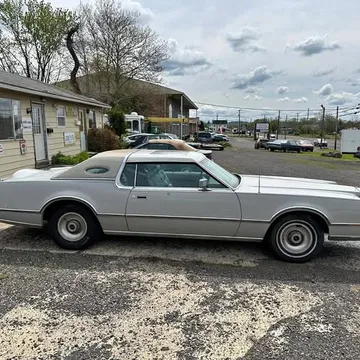 1976 Lincoln Mark IV Cartier Edition