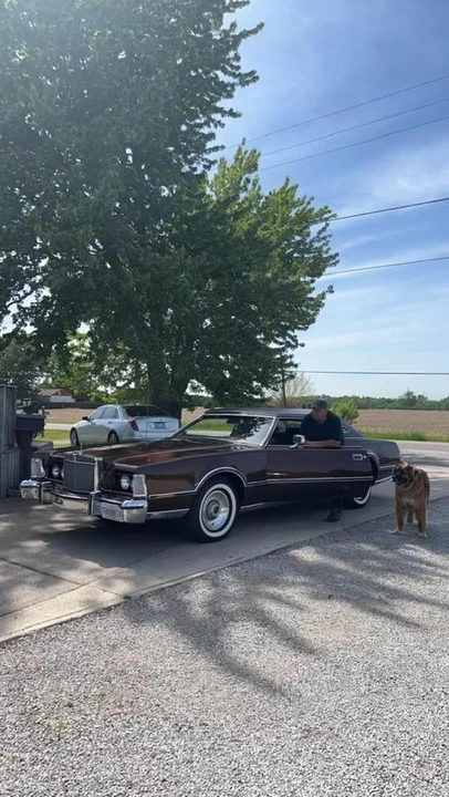 1976 Lincoln Continental Mark IV - Image 3 of 10