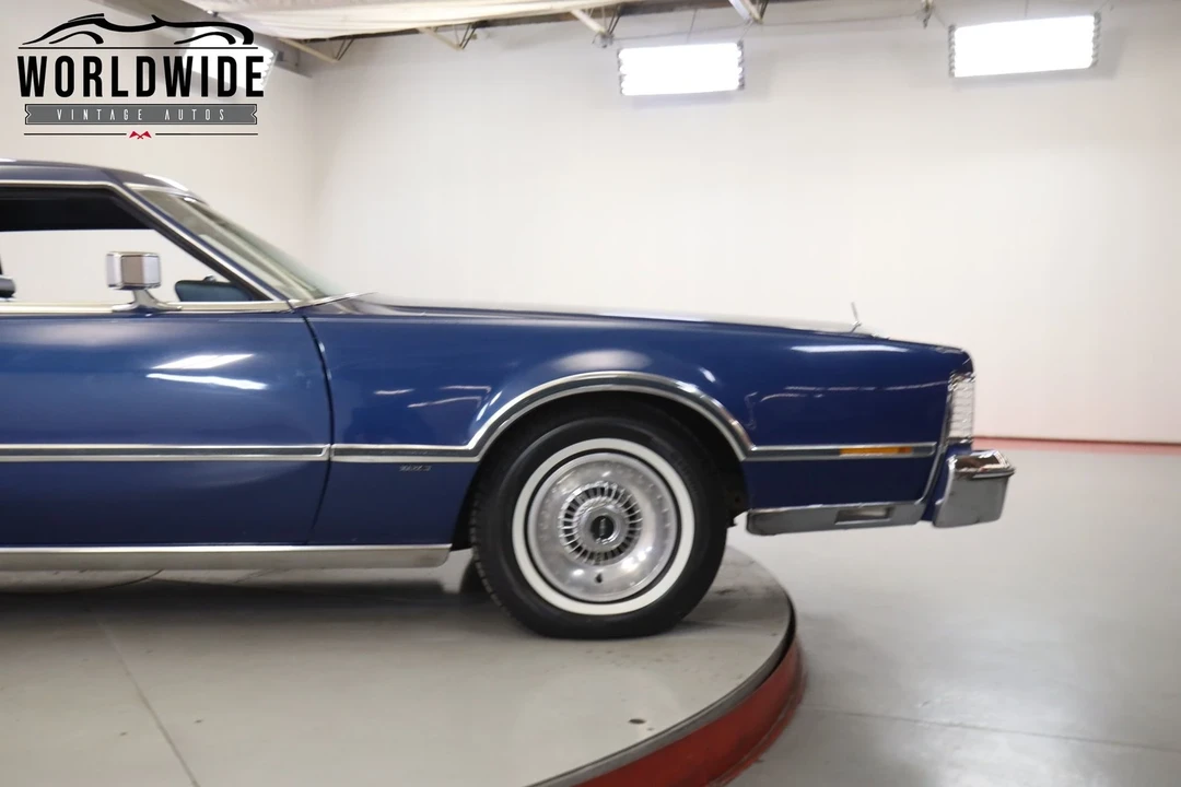 1976 Lincoln Continental Mark IV - Image 8 of 12