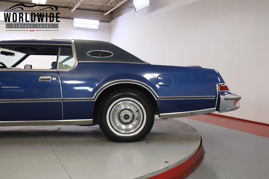 1976 Lincoln Continental Mark IV - Image 10 of 12