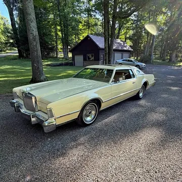 1976 Lincoln Mark IV LSC Sedan 2D