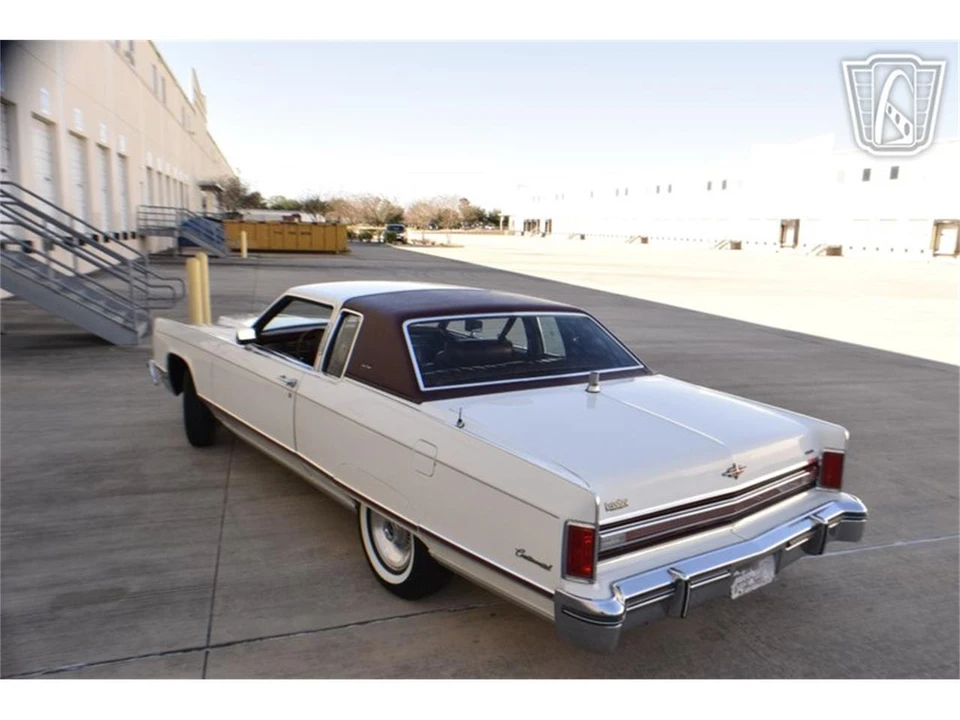 1976 Lincoln Town Car - Image 5 of 31