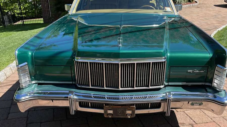 1976 Lincoln Town Car - Image 11 of 31