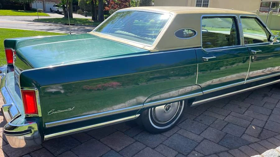1976 Lincoln Town Car - Image 31 of 31