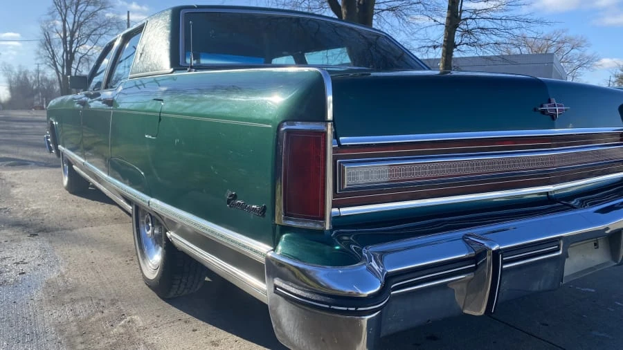 1976 Lincoln Town Car - Image 2 of 7