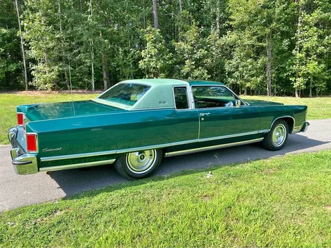 1976 Lincoln Town Car Continental