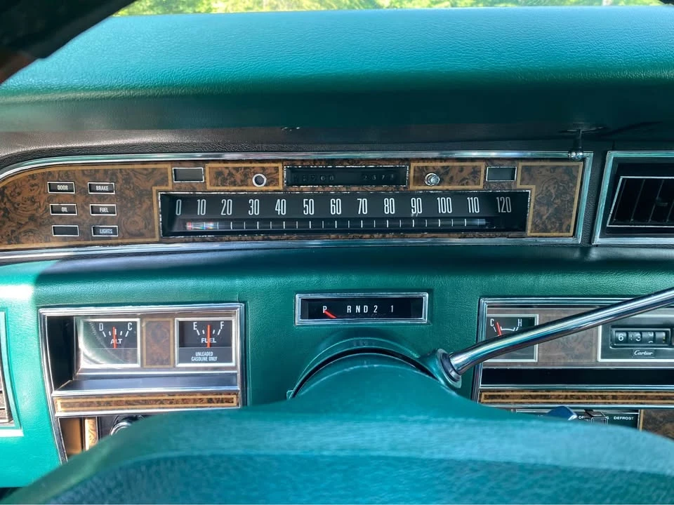 1976 Lincoln Continental 5th Gen - Image 19 of 20