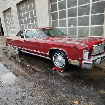 1976 Lincoln Town Car