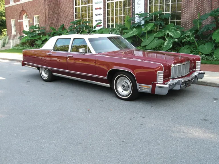 1976 Lincoln Town Car - Image 2 of 2