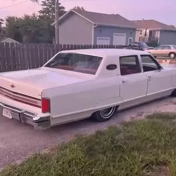 1976 Lincoln Town Car Cartier Designer Sedan