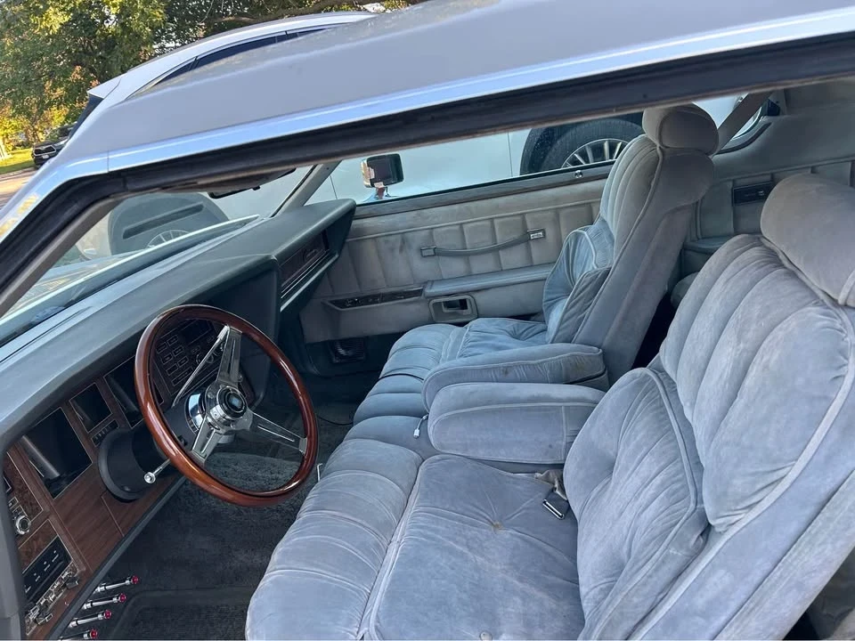 1976 Lincoln Continental 5th Gen - Image 8 of 10