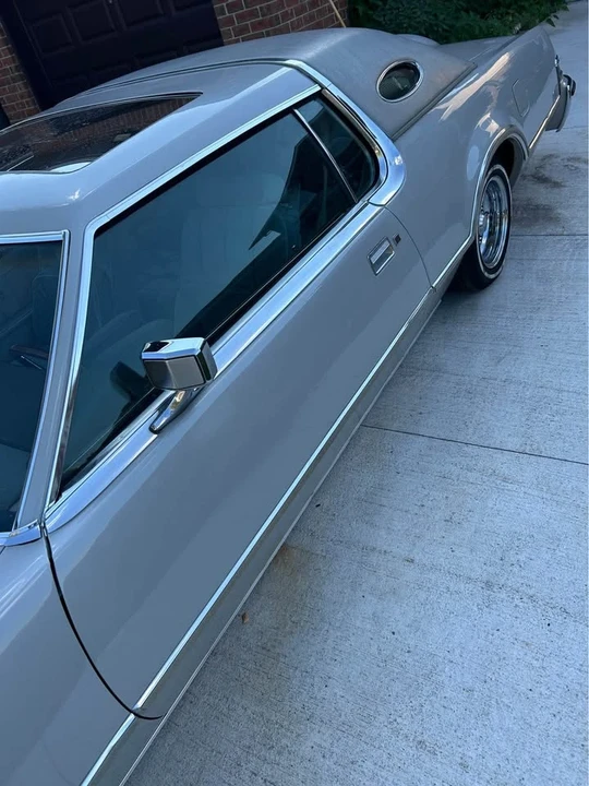 1976 Lincoln Continental 5th Gen - Image 3 of 10