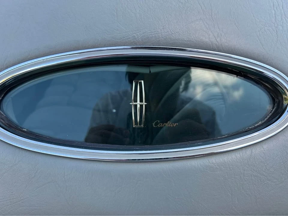 1976 Lincoln Continental 5th Gen - Image 9 of 10