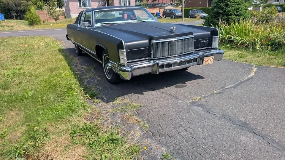 1976 Lincoln Continental 5th Gen - Image 10 of 15