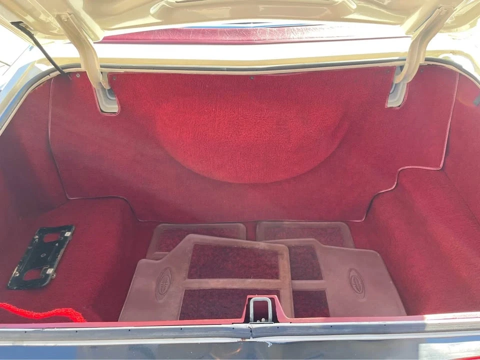 1976 Lincoln Continental 5th Gen - Image 16 of 19