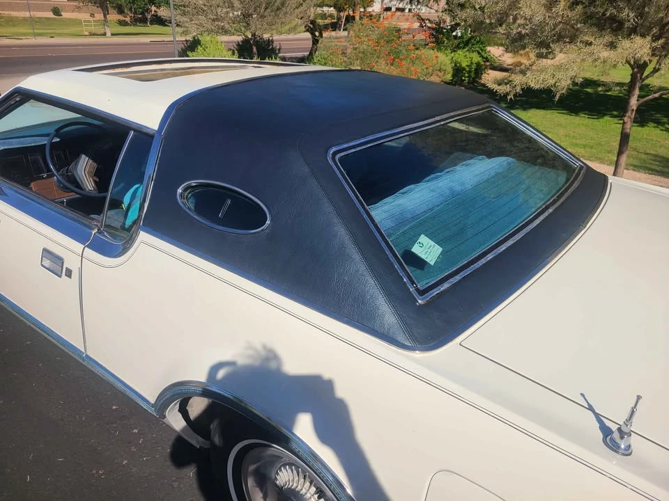 1976 Lincoln Continental Mark IV - Image 12 of 13