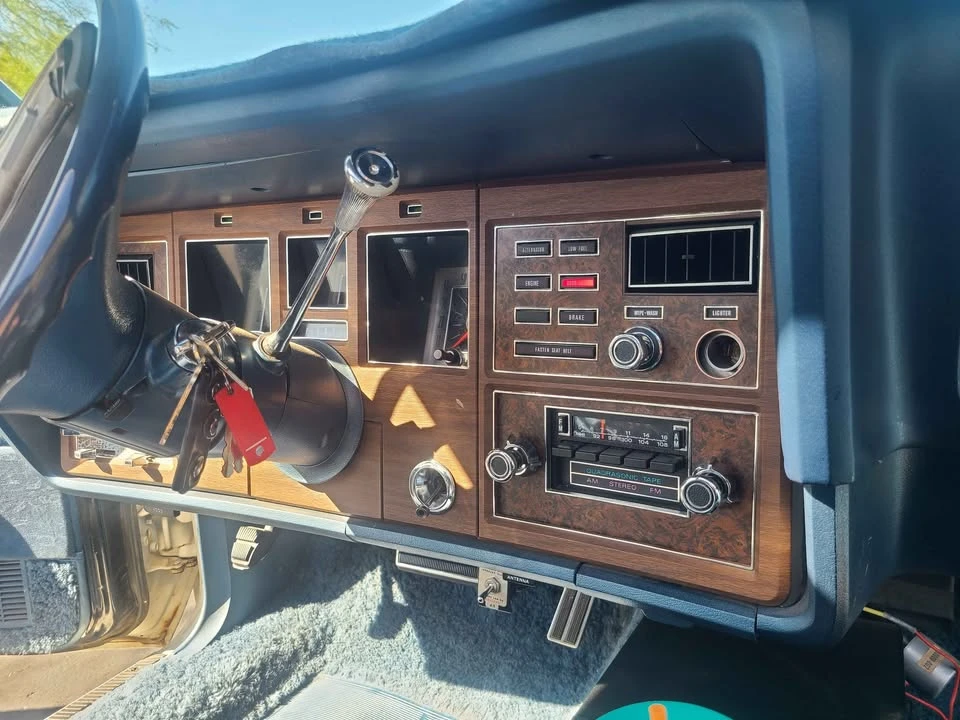 1976 Lincoln Continental Mark IV - Image 9 of 13