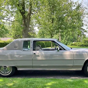 1976 Lincoln Continental Town Coupe