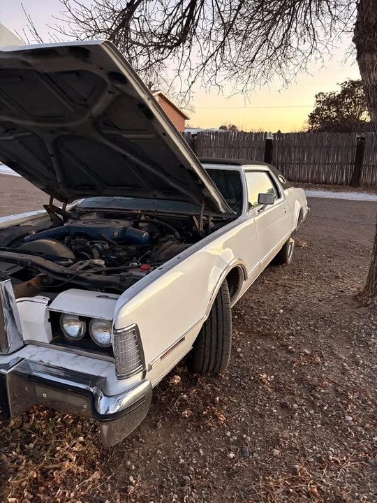 1976 Lincoln Continental Mark IV - Image 5 of 16