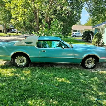 1976 Lincoln Mark IV Givenchy Edition