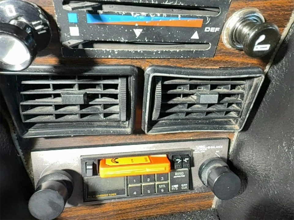 1976 Lotus Elite 2nd Gen - Image 28 of 31
