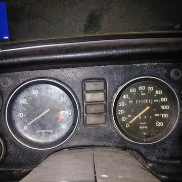 1976 MG B
