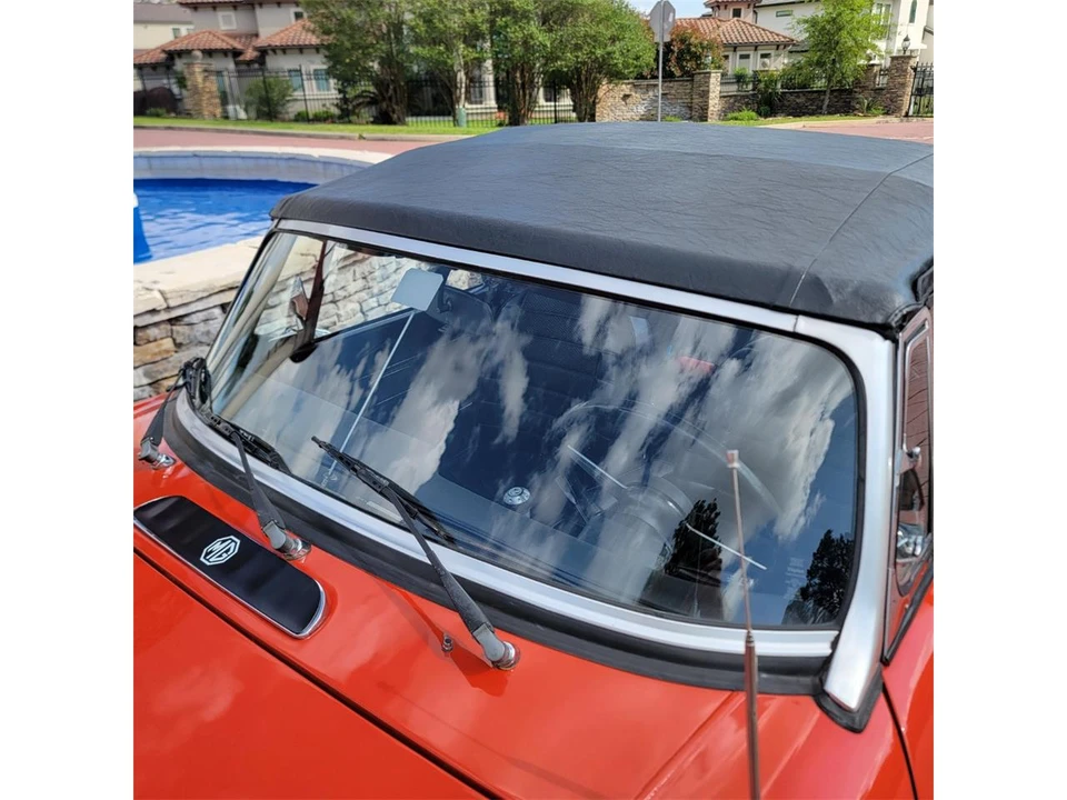 1976 MG MGB Roadster - Image 14 of 31