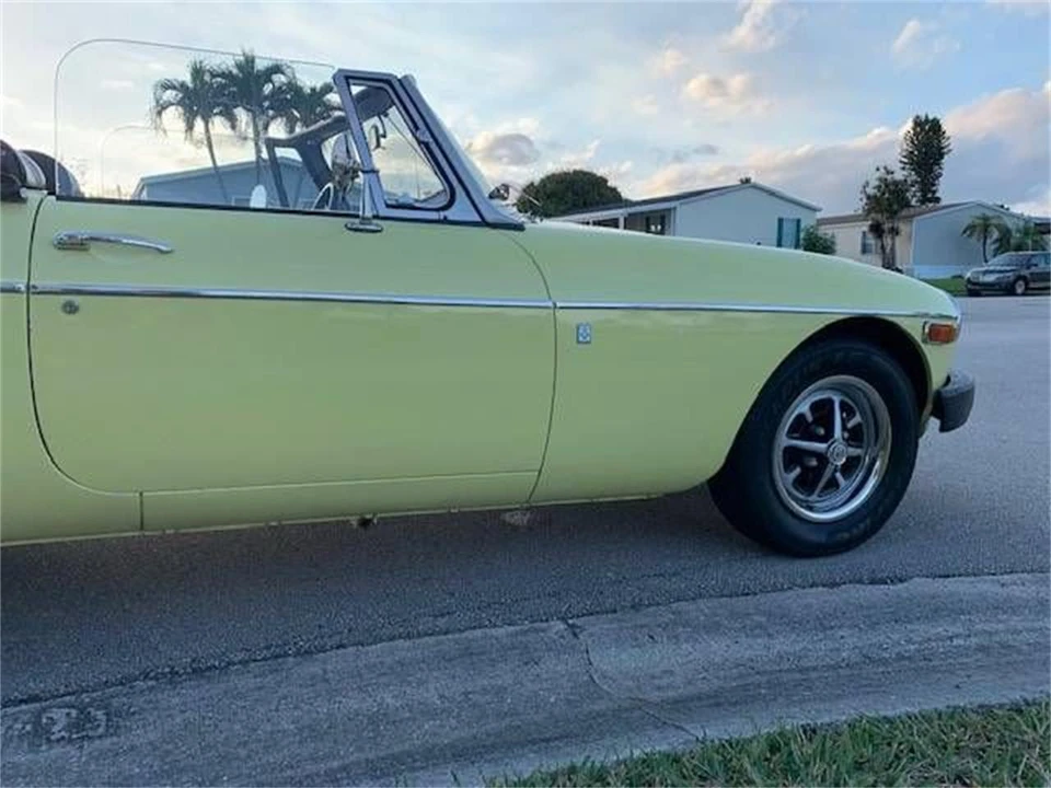 1976 MG MGB Roadster - Image 9 of 25