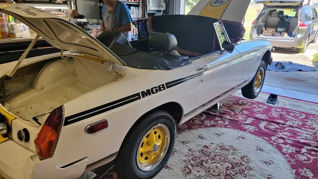 1976 MG MGB Convertible