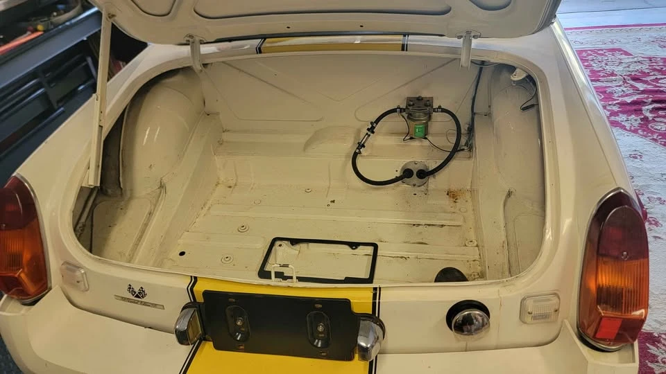 1976 MG MGB Roadster - Image 10 of 12