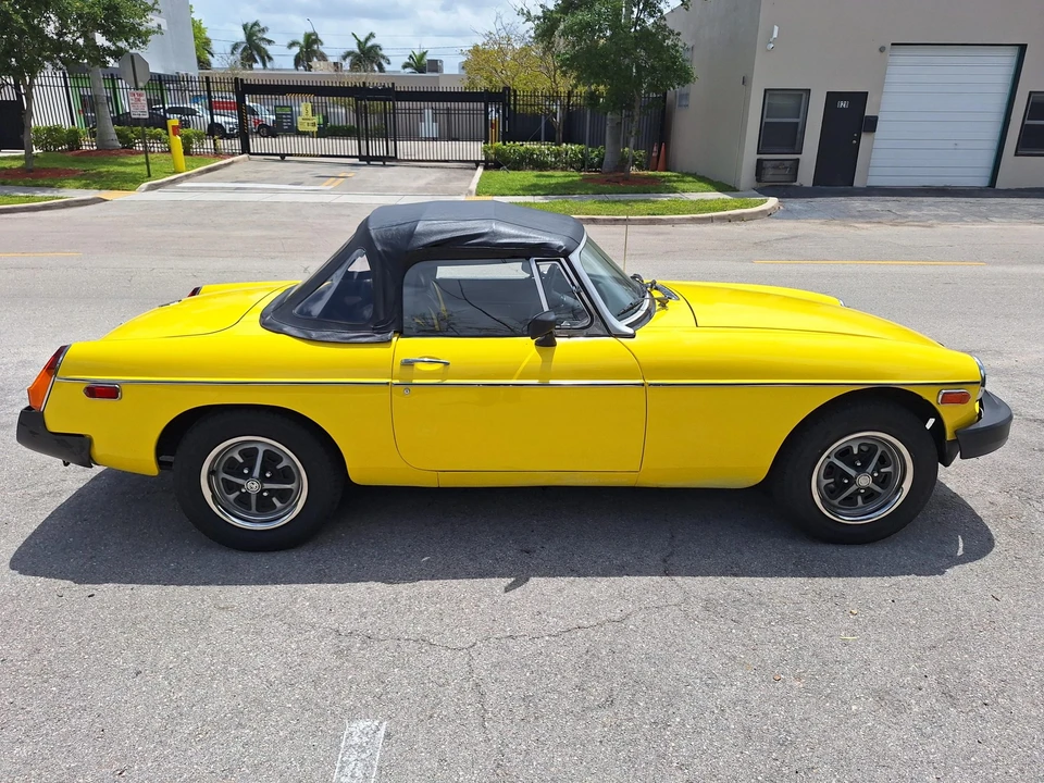 1976 MG MGB Roadster - Image 2 of 31