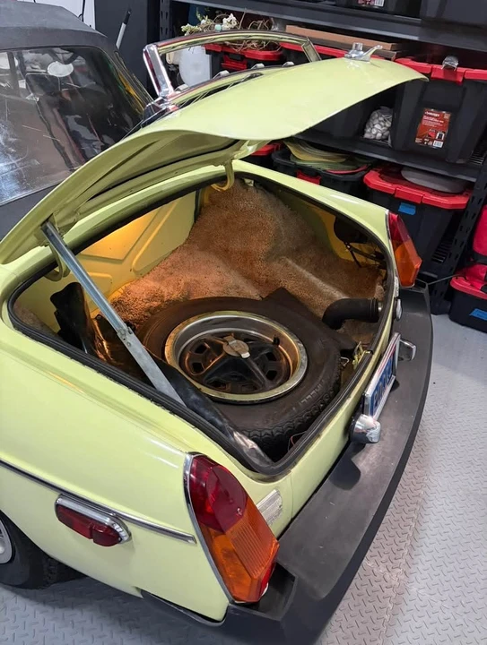 1976 MG MGB Roadster - Image 4 of 5
