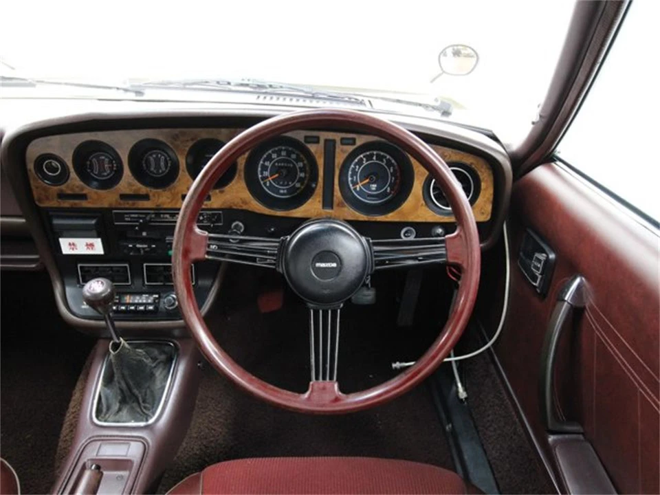 1976 Mazda CD Cosmo - Image 10 of 31