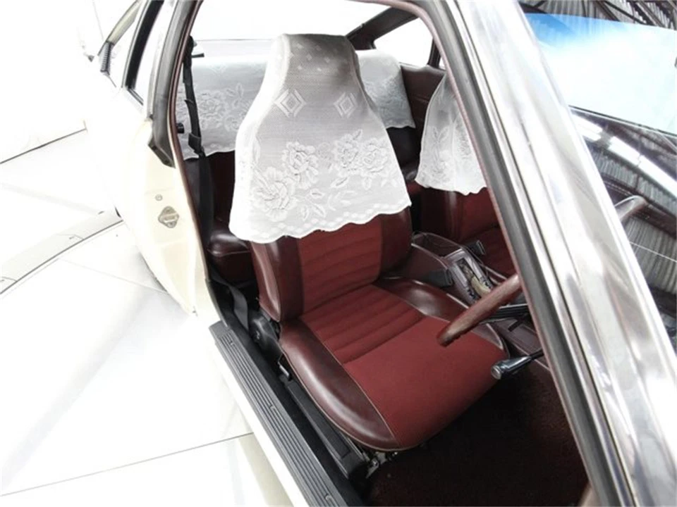 1976 Mazda CD Cosmo - Image 16 of 31