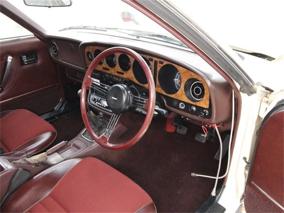 1976 Mazda CD Cosmo - Image 9 of 31