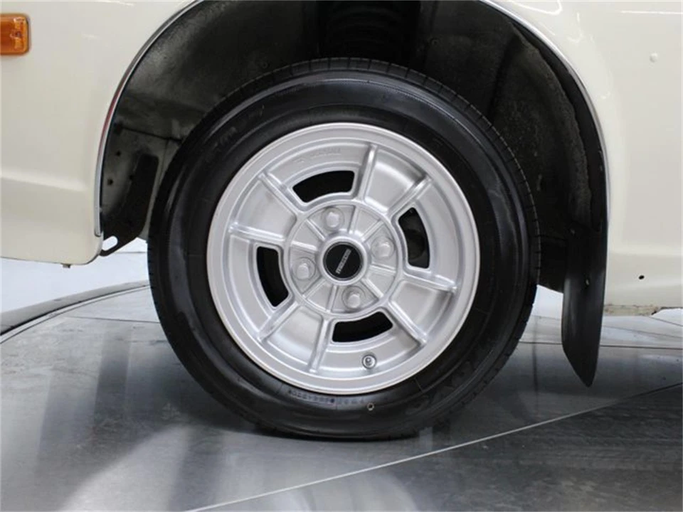 1976 Mazda CD Cosmo - Image 29 of 31