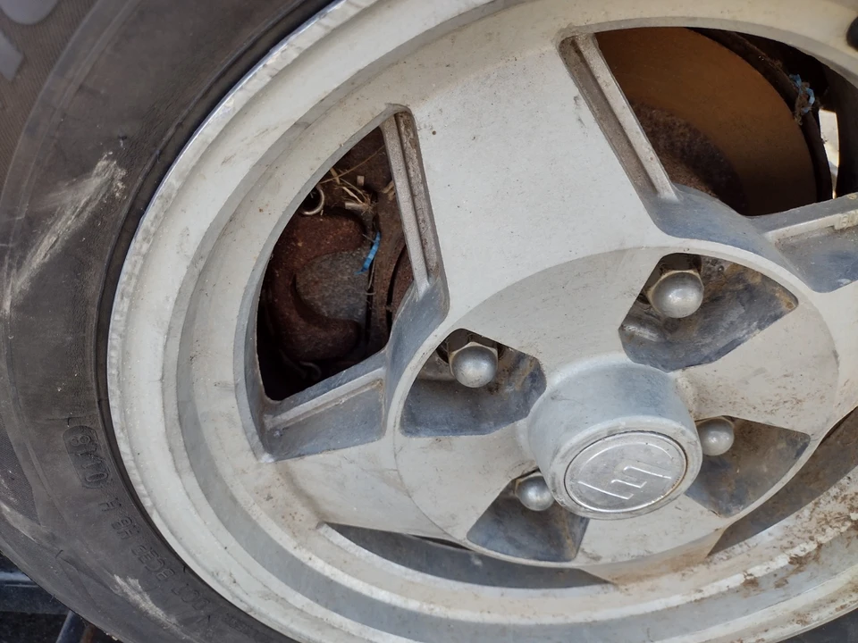 1976 Mazda CD Cosmo - Image 6 of 8
