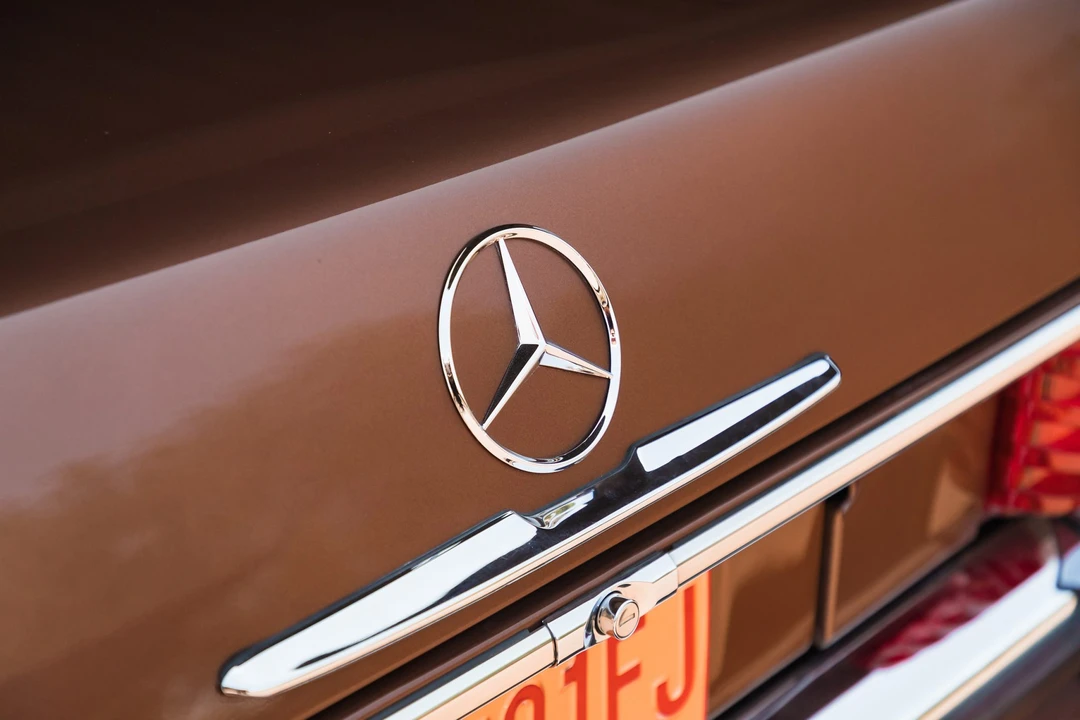 1976 Mercedes-Benz W114 & W115 - Image 18 of 31