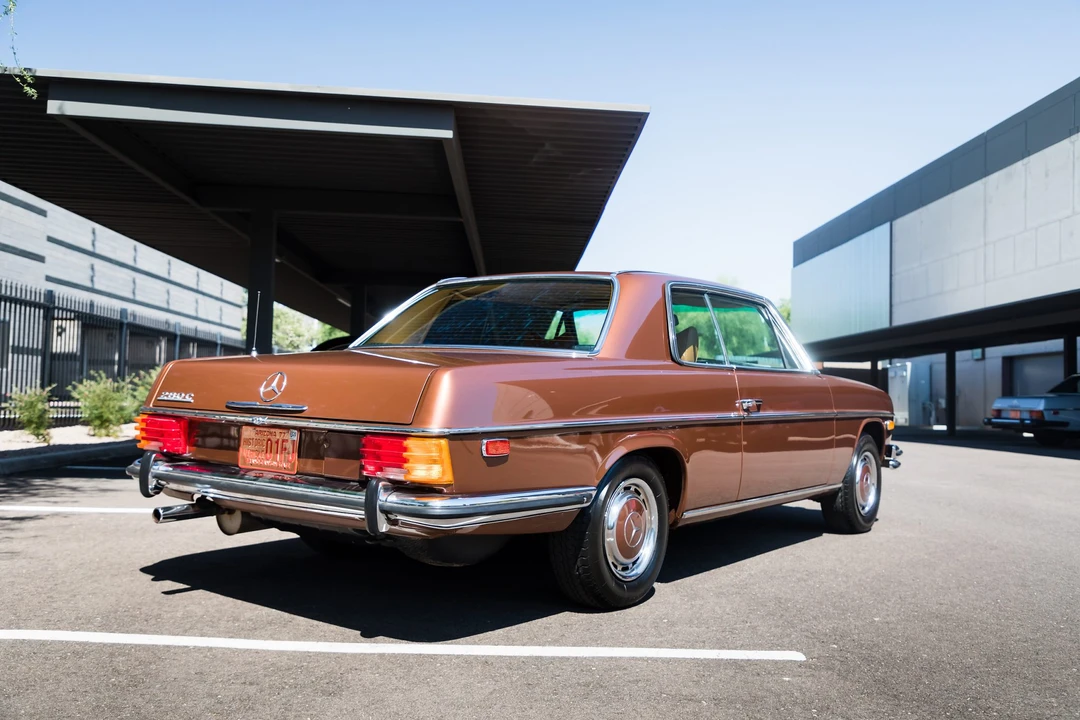 1976 Mercedes-Benz W114 & W115 - Image 9 of 31