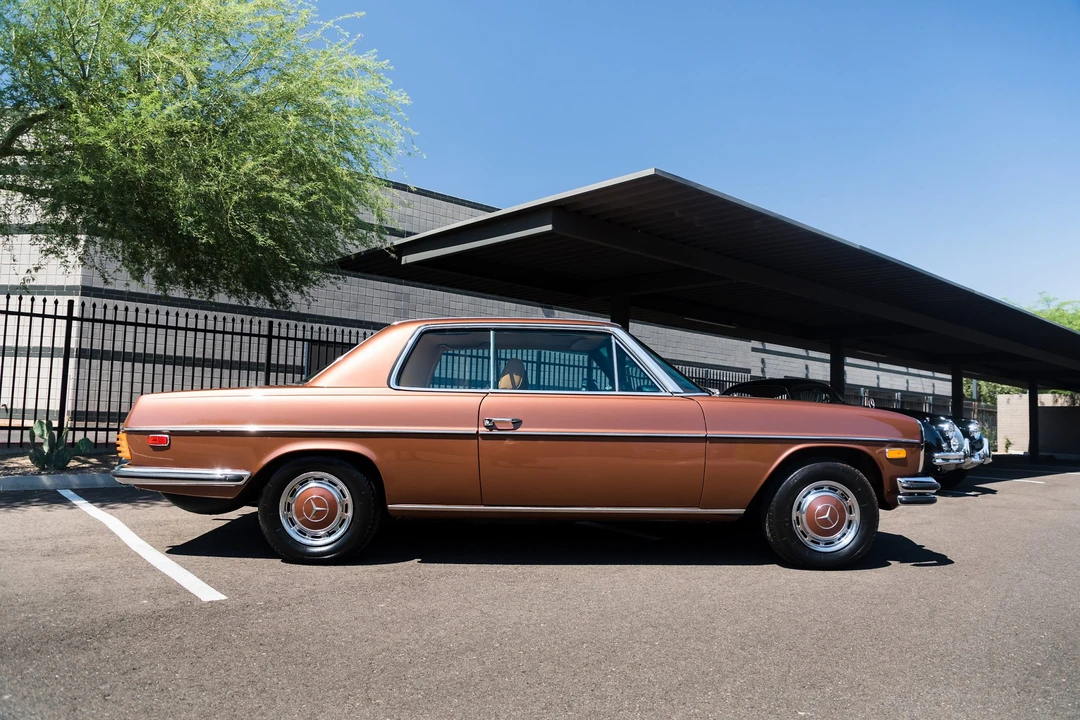 1976 Mercedes-Benz W114 & W115 - Image 10 of 31