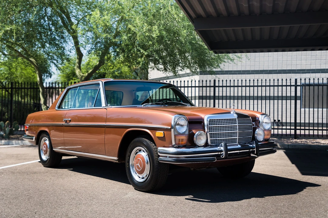 1976 Mercedes-Benz W114 & W115 - Image 2 of 31