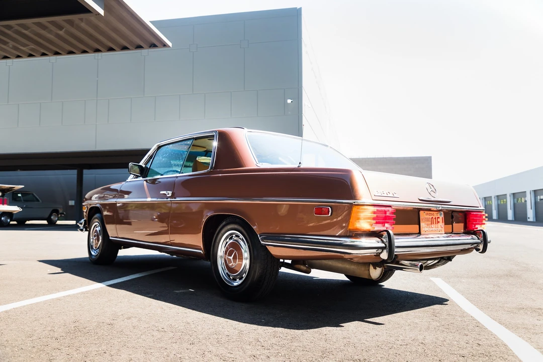 1976 Mercedes-Benz W114 & W115 - Image 7 of 31