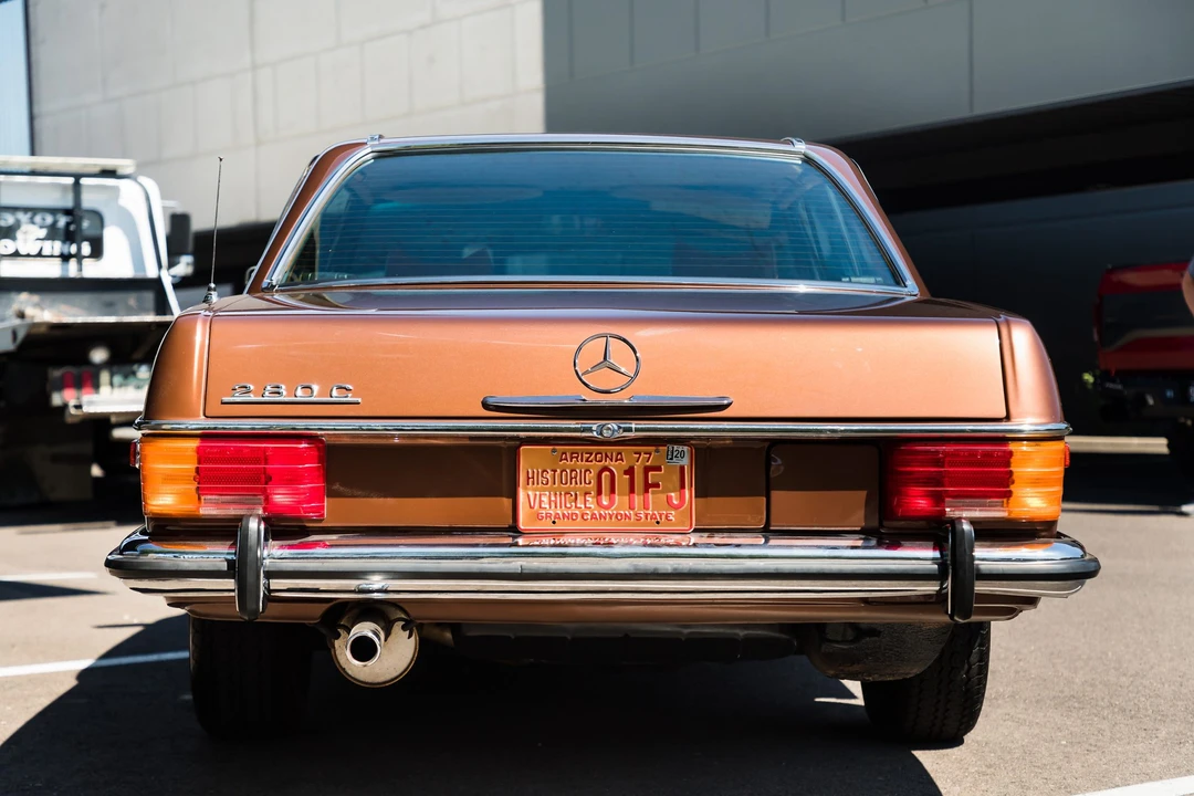 1976 Mercedes-Benz W114 & W115 - Image 8 of 31