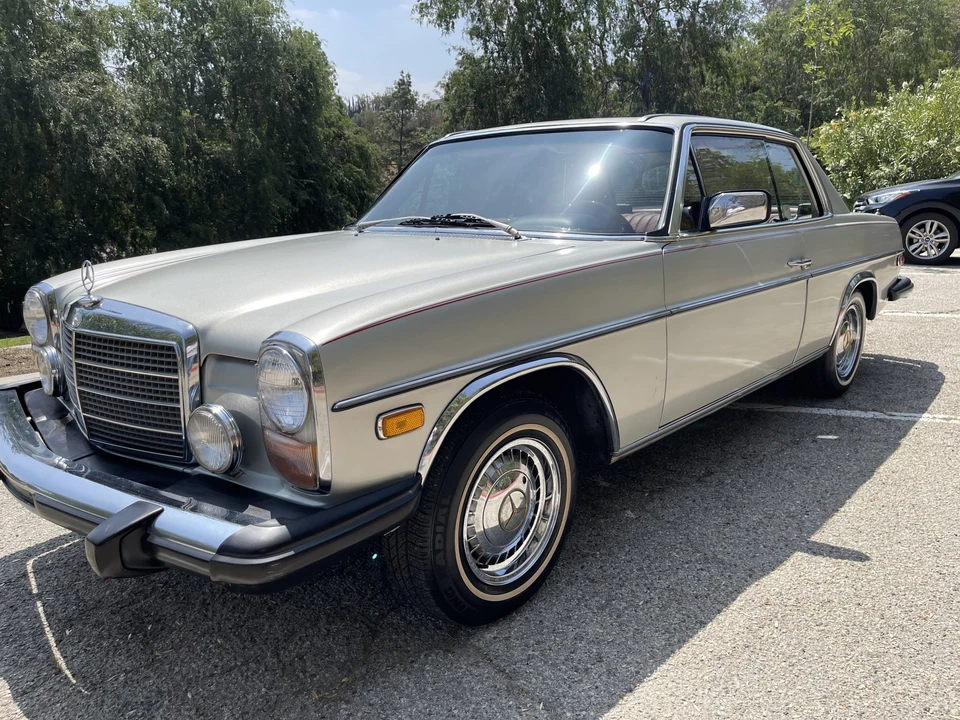 1976 Mercedes-Benz W114 & W115 - Image 2 of 31