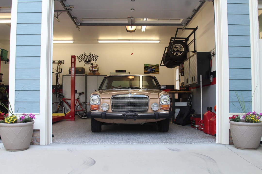 1976 Mercedes-Benz W114 & W115 - Image 17 of 31